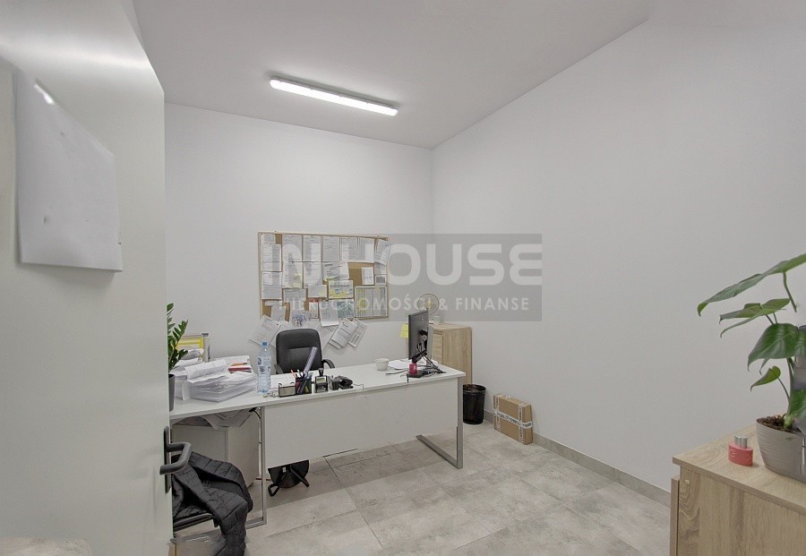 Lokal użytkowy + magazyn w Centrum (6)