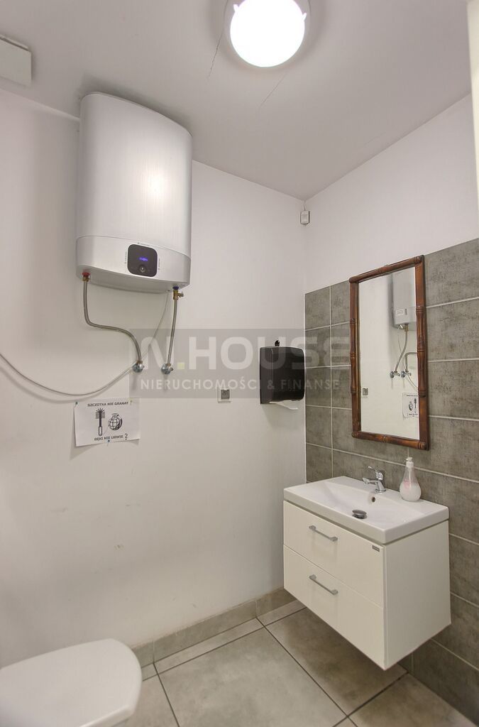 Lokal użytkowy + magazyn w Centrum (9)