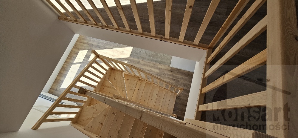 Lokal biurowy w nowym budynku w Dąbiu (9)