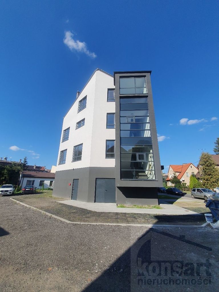 Lokal biurowy w nowym budynku w Dąbiu (17)