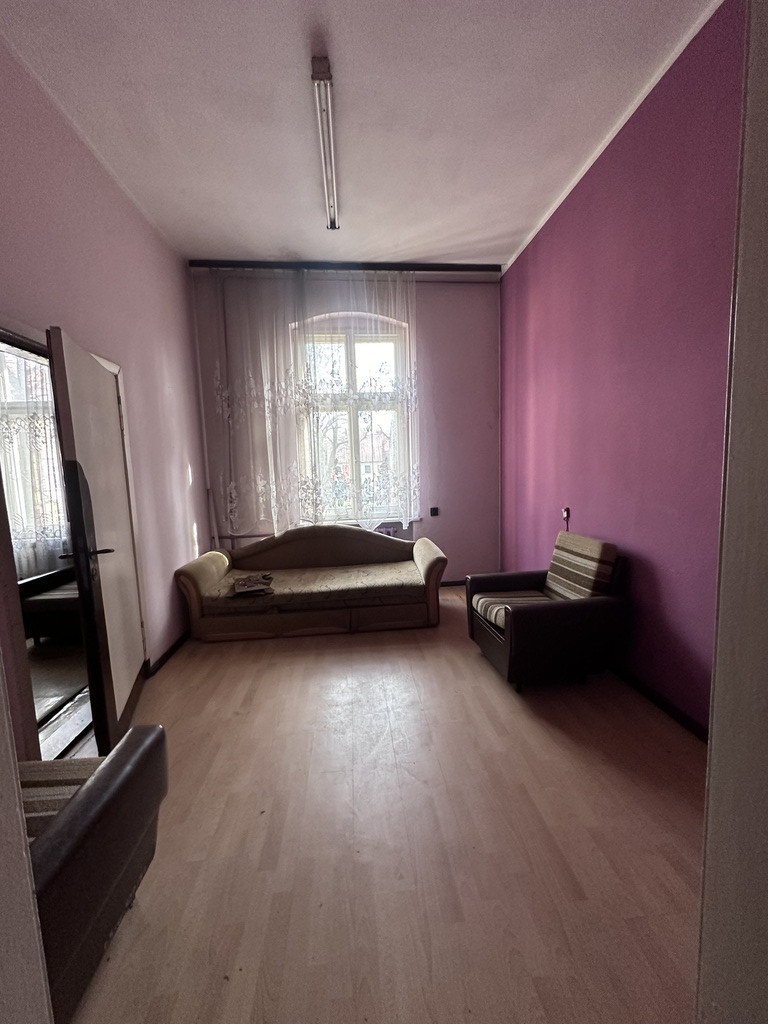 Budynek biurowy ze sklepem  w Trzcińsku Zdroju (5)