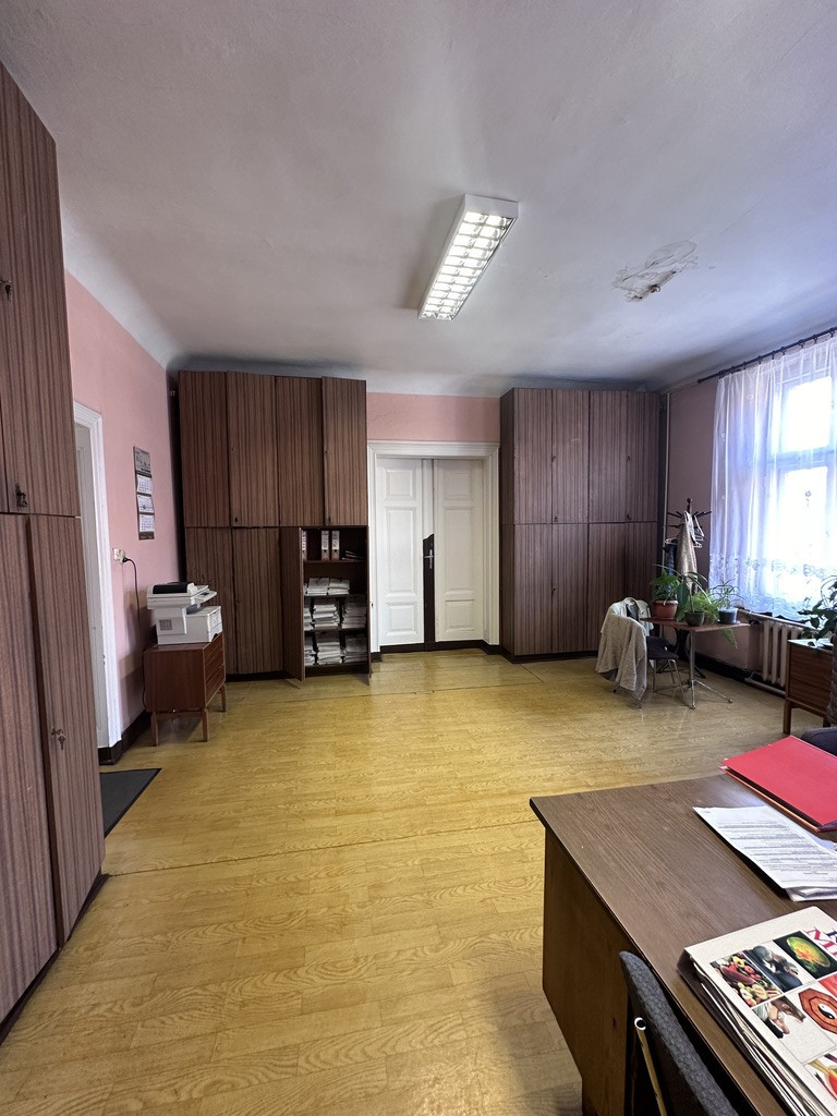 Budynek biurowy ze sklepem  w Trzcińsku Zdroju (3)