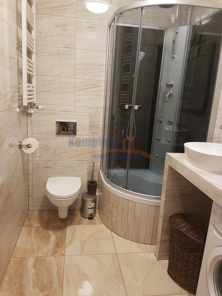 Do sprzedaży 2 pok.konfortowe, balkon -Cukrownia. (14)