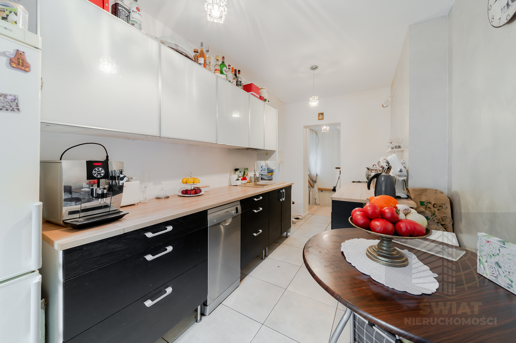 Nieruchomość idealna pod gabinety lub klinikę Osów (14)