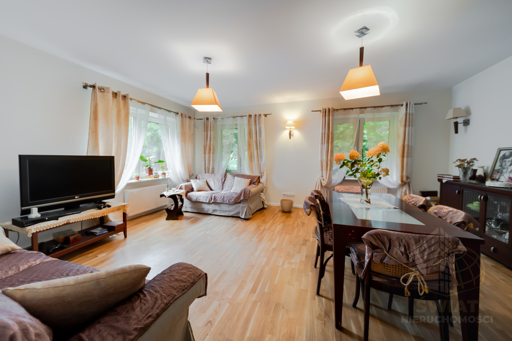 Nieruchomość idealna pod gabinety lub klinikę Osów (29)