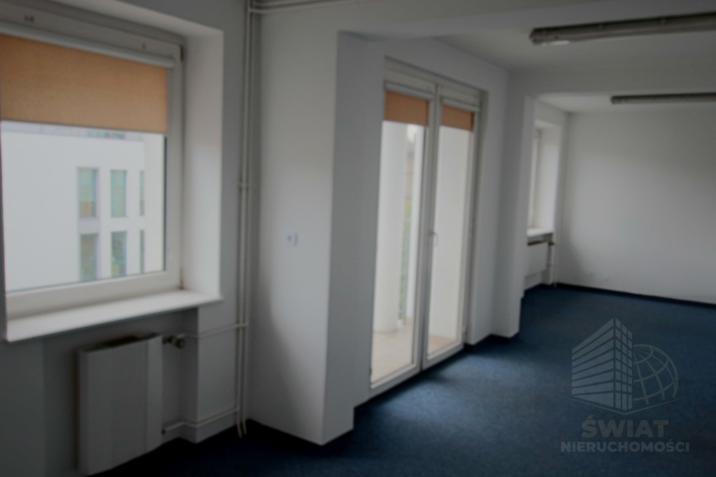 Centrum, lokal biurowy 100m2, cena 2500 netto (1)