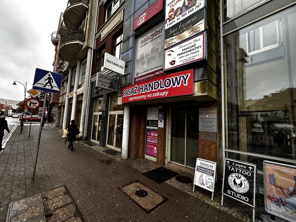 Sprzedam lokal usługowy  47m2 w centrum Kołobrzegu (11)