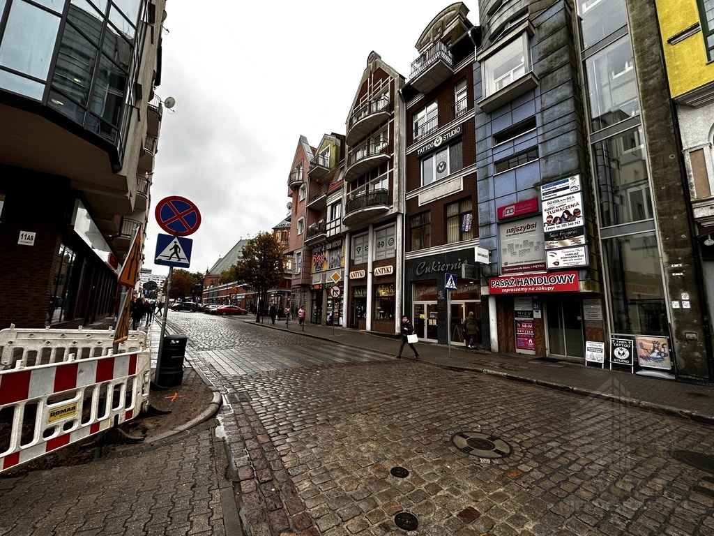 Sprzedam lokal usługowy  47m2 w centrum Kołobrzegu (12)