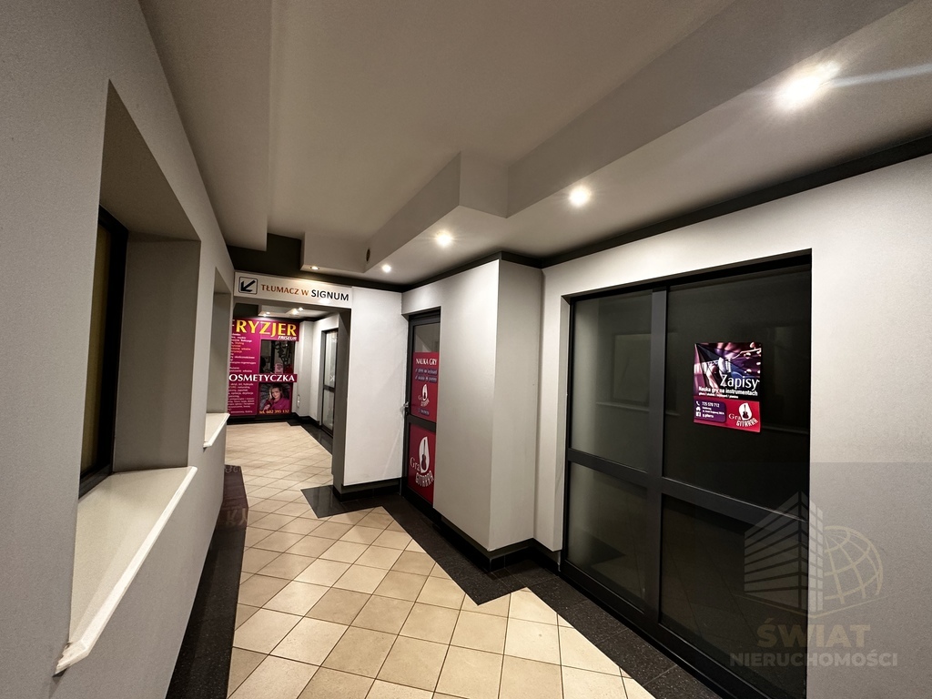 Sprzedam lokal usługowy  47m2 w centrum Kołobrzegu (13)