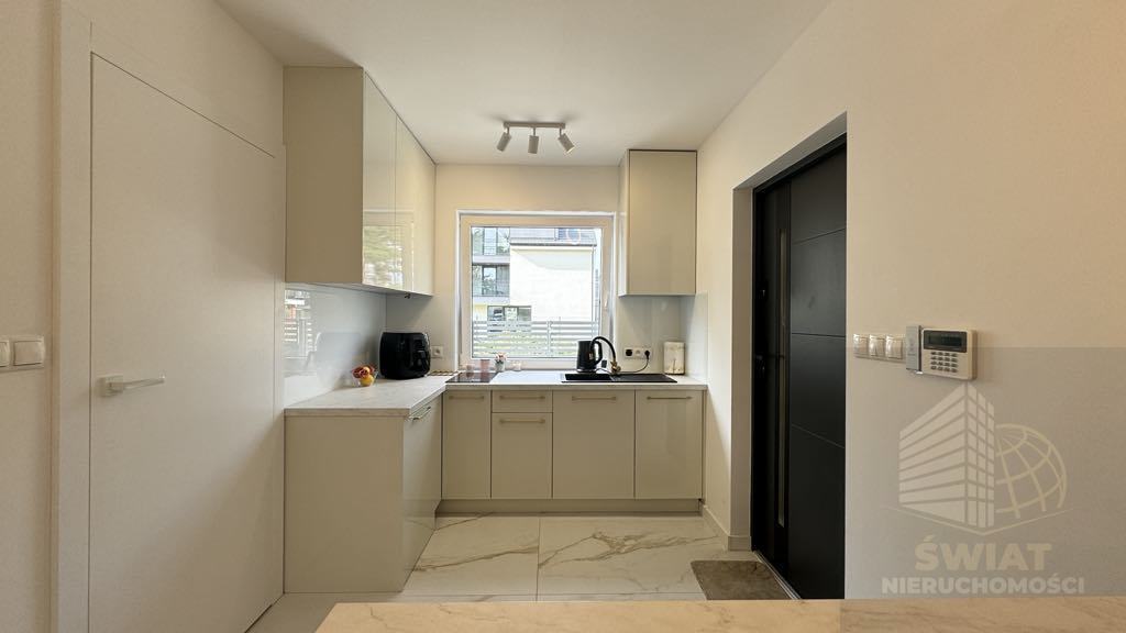 Apartament z ogródkiem przy plaży w Dziwnówku! (5)