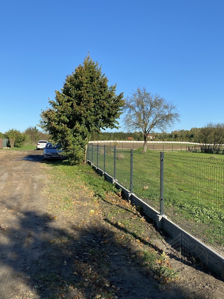 Działka w Rzęskowie na sprzedaż (3)