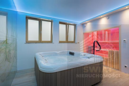 Luksusowy dom ze SPA położony w urokliwym miejscu (12)