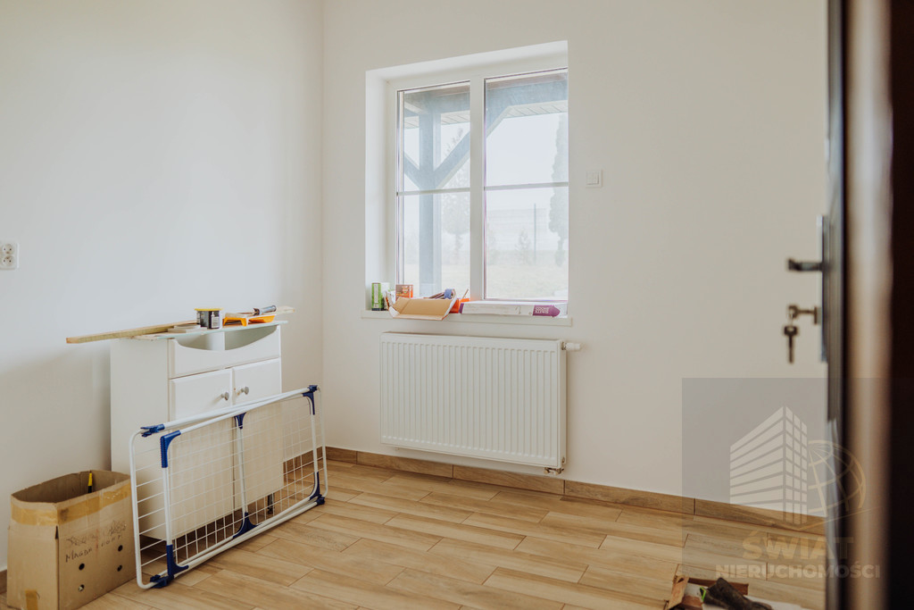 Idealny dom z POTENCJALEM do zamieszkania od zaraz (7)