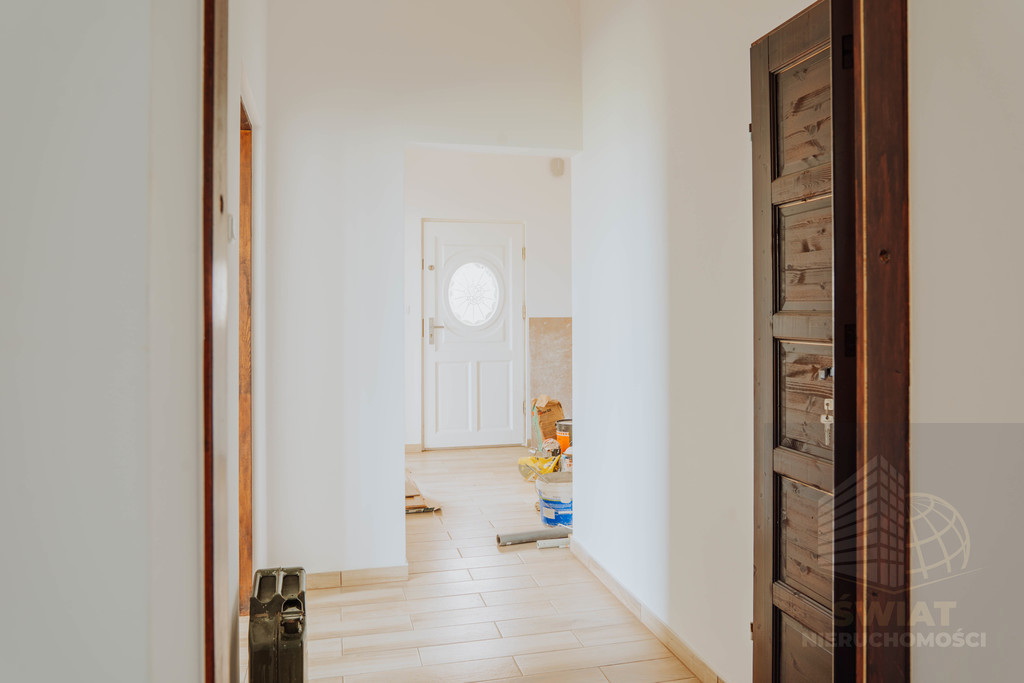 Idealny dom z POTENCJALEM do zamieszkania od zaraz (10)