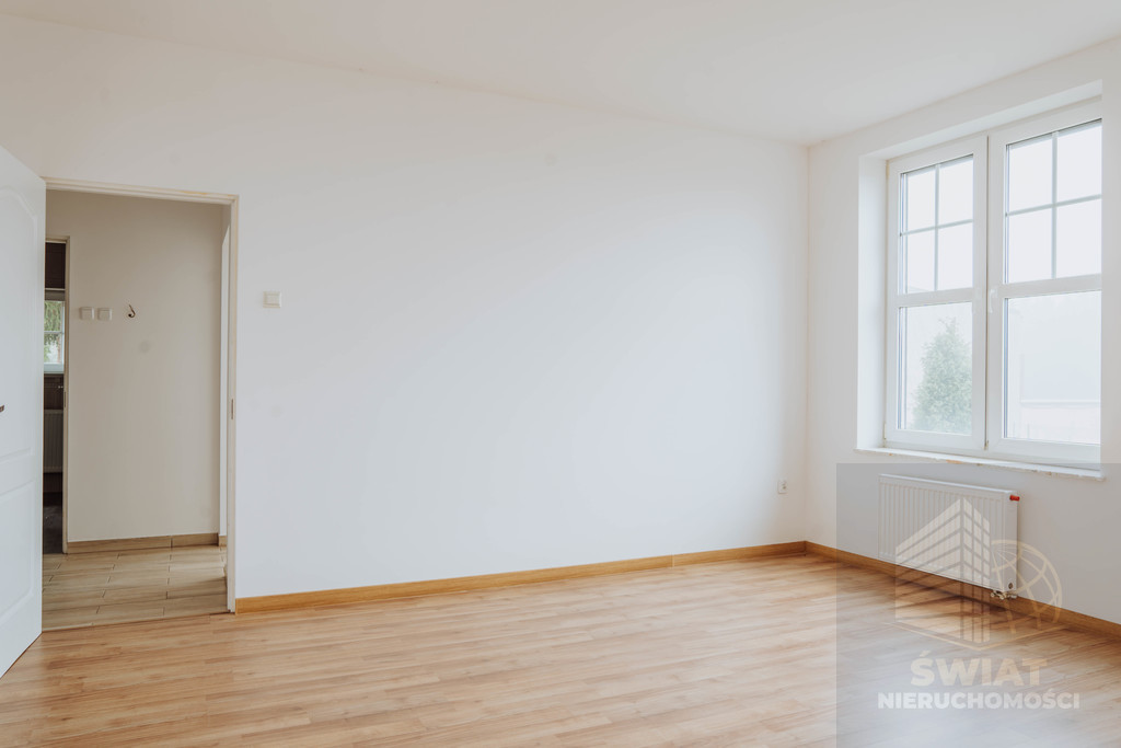 Idealny dom z POTENCJALEM do zamieszkania od zaraz (16)