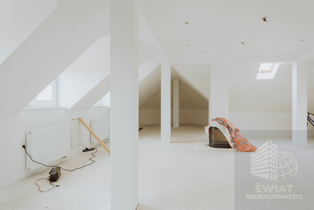 Idealny dom z POTENCJALEM do zamieszkania od zaraz (27)