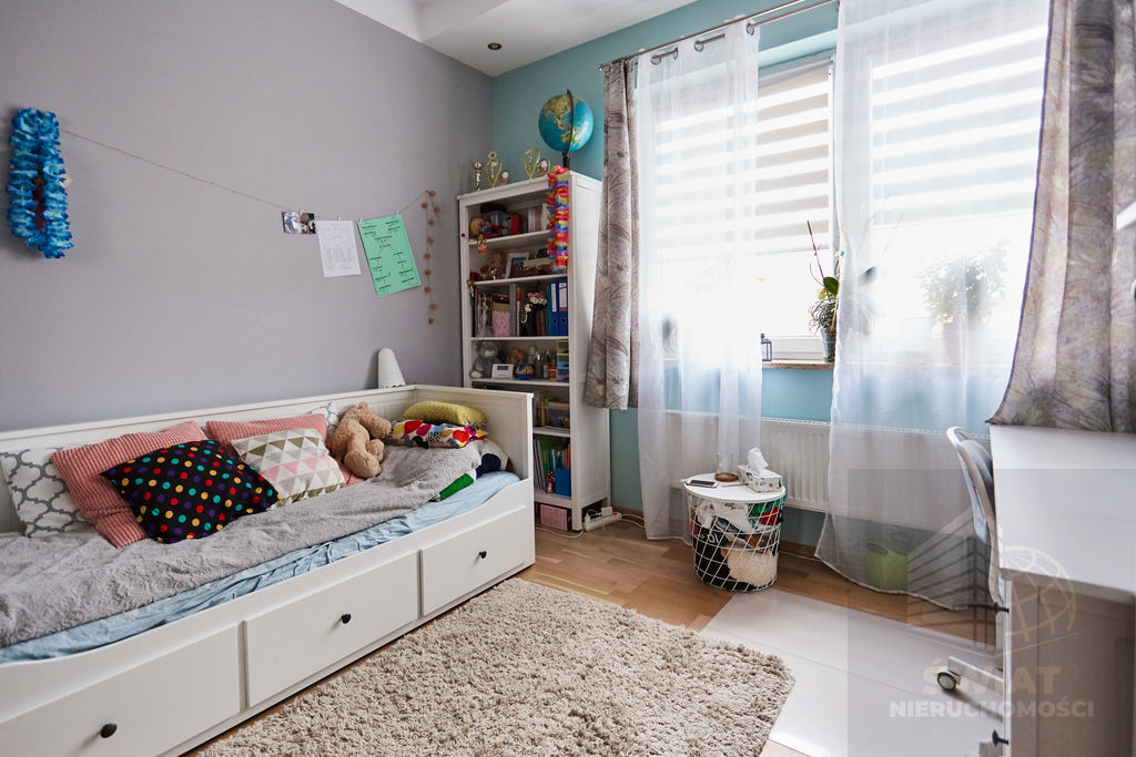 BEZCZYNSZOWE 4-pokoje mieszkanie w Policach (6)
