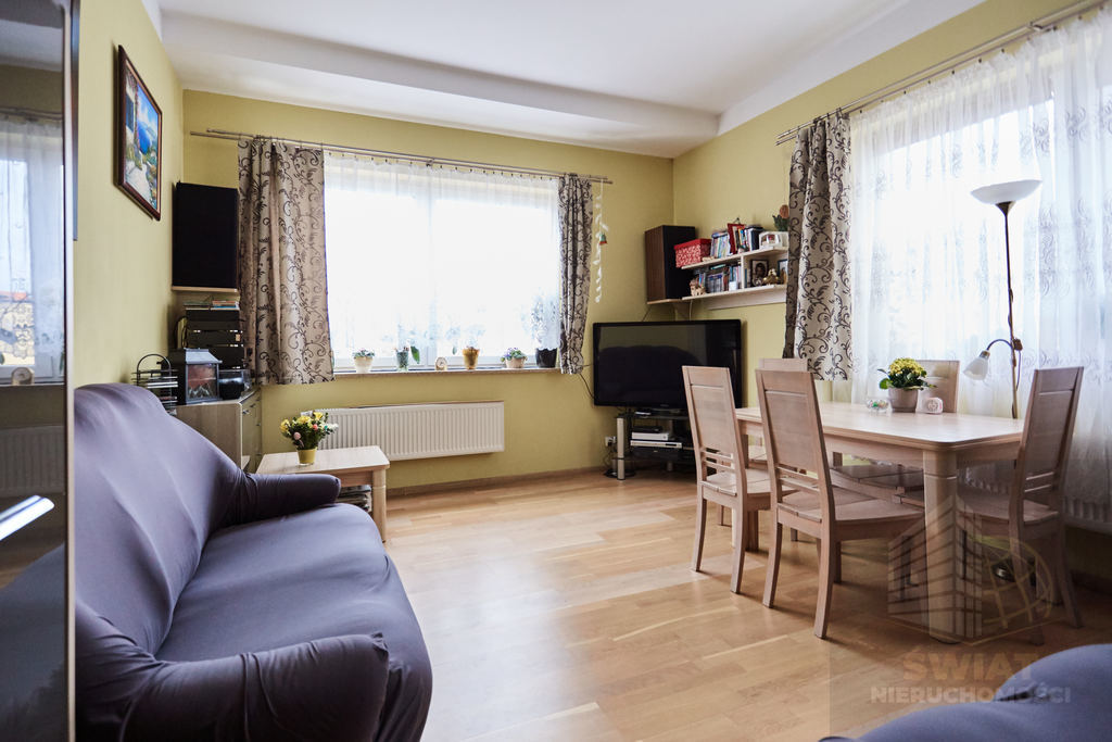 BEZCZYNSZOWE 4-pokoje mieszkanie w Policach (3)