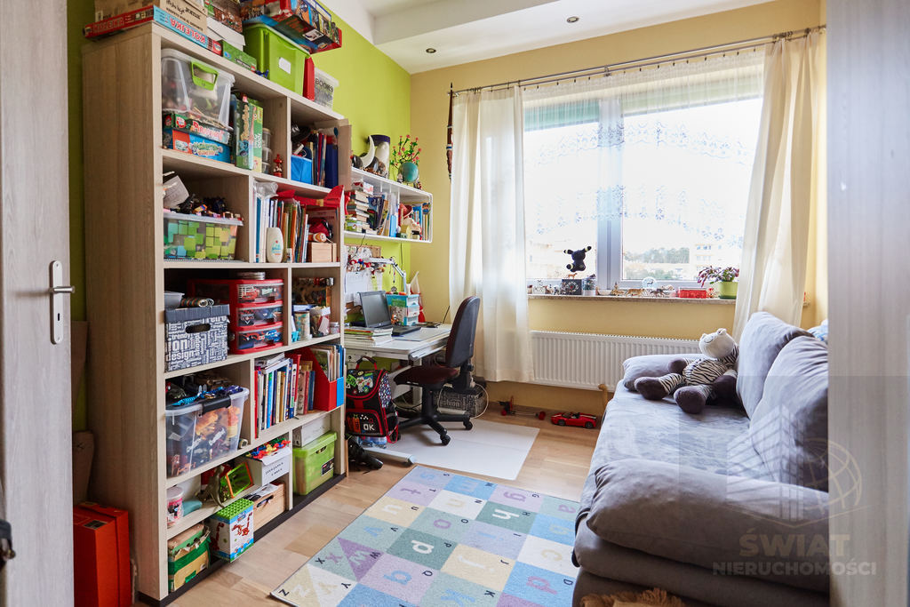 BEZCZYNSZOWE 4-pokoje mieszkanie w Policach (8)