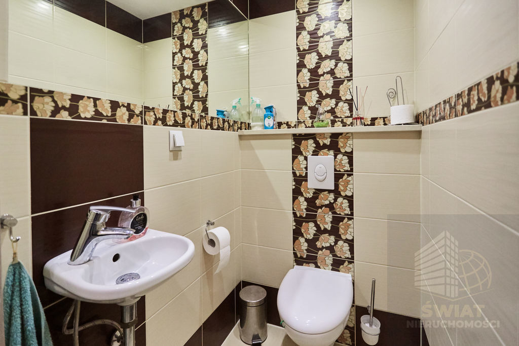 BEZCZYNSZOWE 4-pokoje mieszkanie w Policach (11)