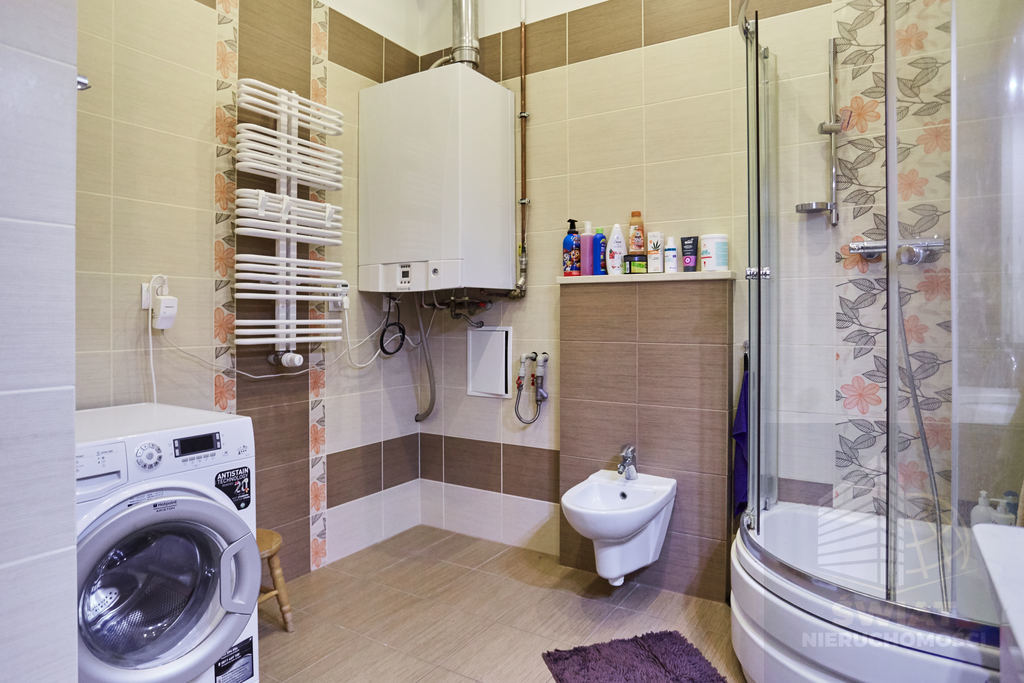 BEZCZYNSZOWE 4-pokoje mieszkanie w Policach (14)