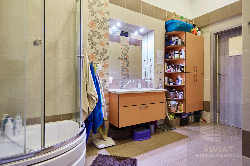 BEZCZYNSZOWE 4-pokoje mieszkanie w Policach (15)