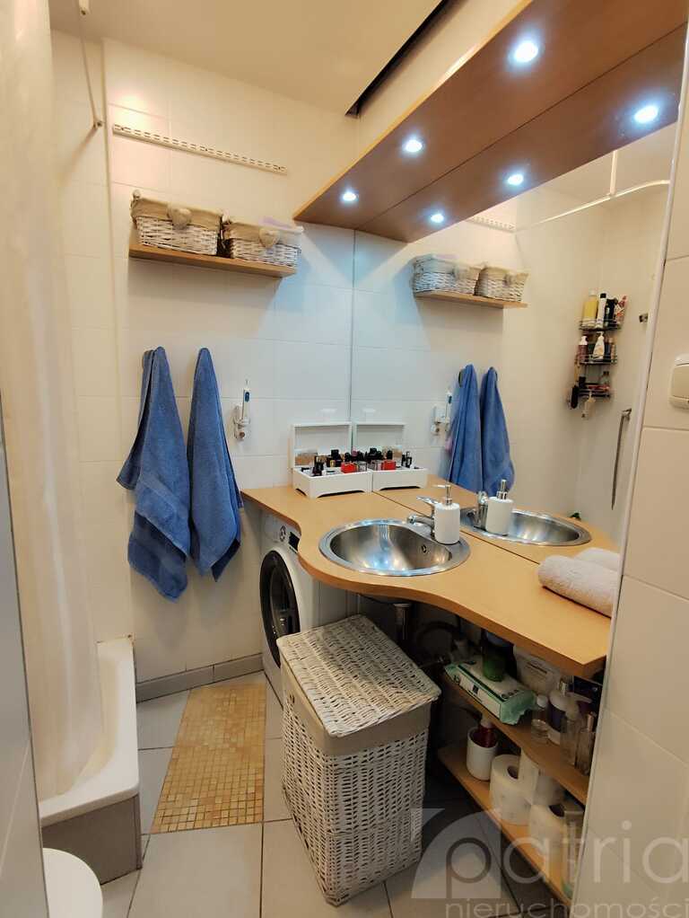 2 pokoje w centrum-1 piętro do zamieszkania (19)