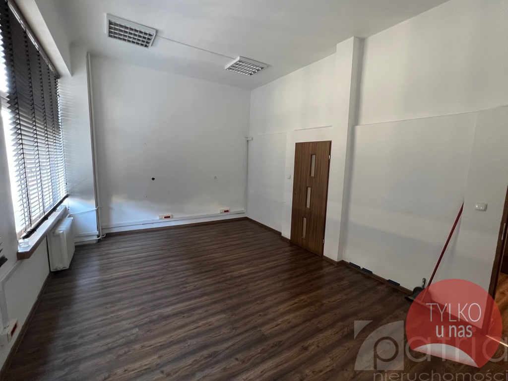 Lokal biurowy centrum miasta do wynajęcia (1)