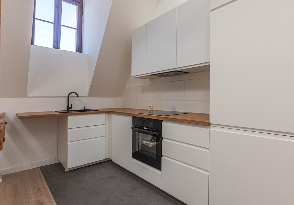 Mieszkanie 2-pokojowe. Ścisłe centrum (1)