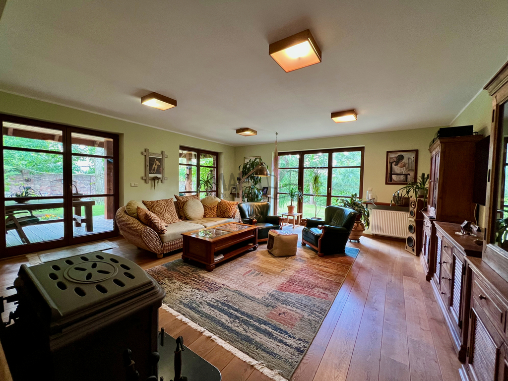 Stylowy dom parterowy w pobliżu jez. Głębokiego (7)