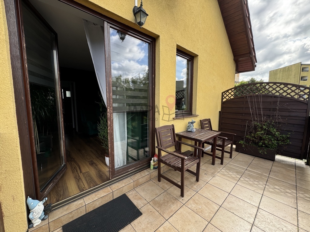 Na sprzedaż dom z lokalem handlowo-usługowym (11)