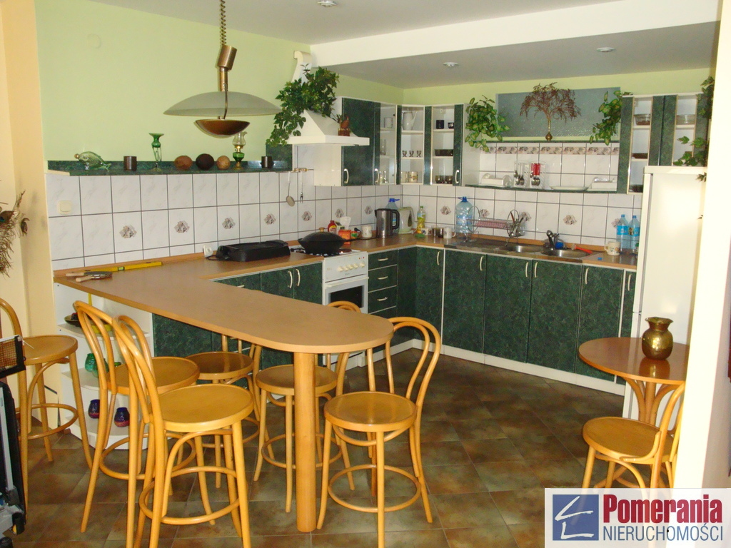 Tanowo hala 300m, mieszkanie 105m, dz. 6ys.1,8mln (17)