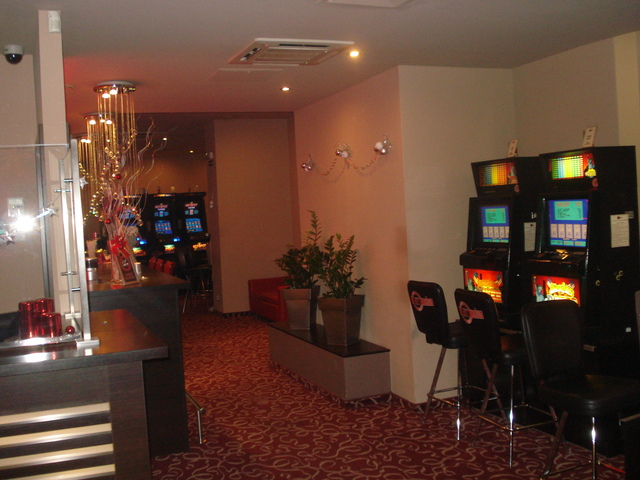 lokal z solidnym najemcą (4)