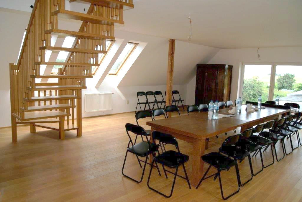 Obiekt biurowo magazynowy (8)