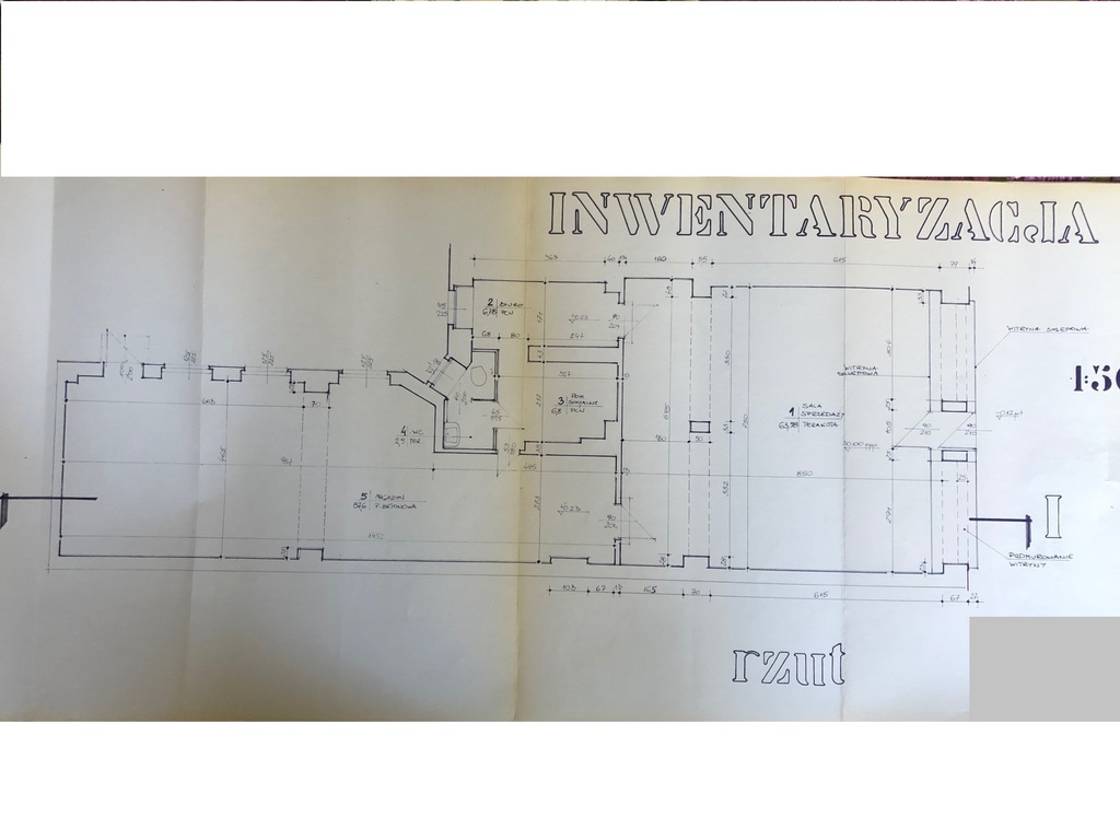 Lokal w centrum, parter (1)