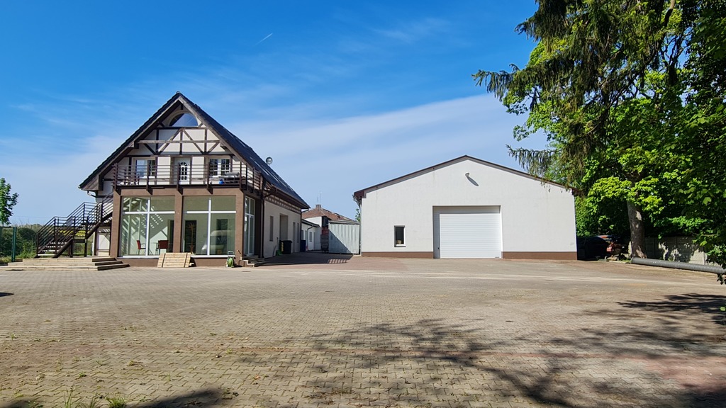 Obiekt biurowo magazynowy (2)