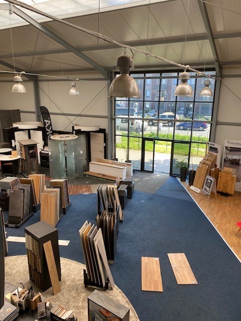 Na sprzedaż hala magazynowo-handlowo-biurowa (3)