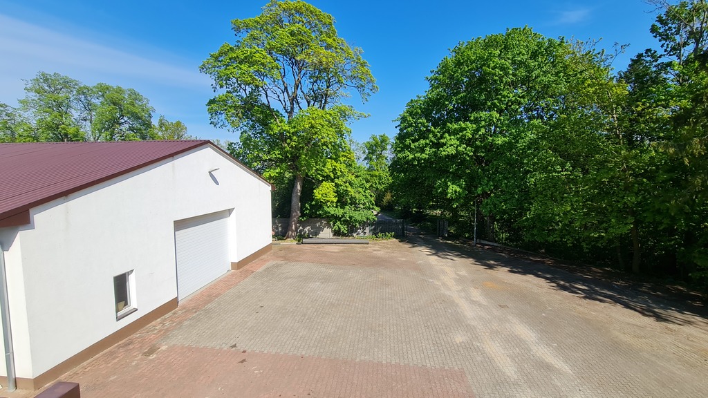 Obiekt biurowo magazynowy (1)