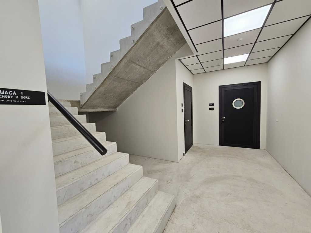 Dwie kondygnacje 450m Klasy Premium - Nowoczesne! (4)