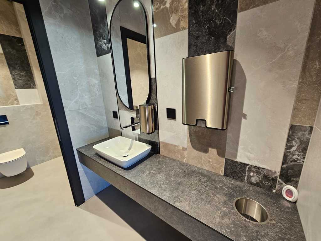 Dwie kondygnacje 450m Klasy Premium - Nowoczesne! (17)