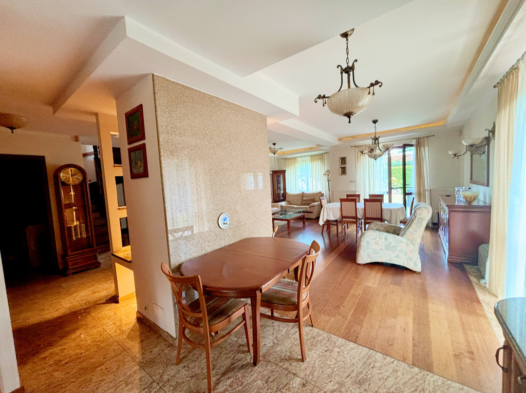 Wolno stojący, 328 m2, Niedźwiedź  (3)