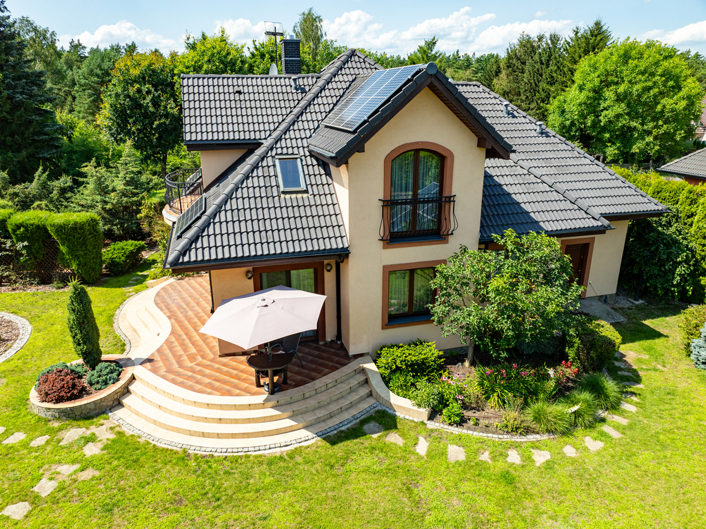 Wolno stojący, 328 m2, Niedźwiedź  (1)