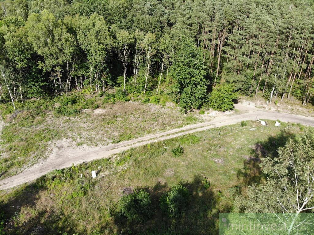 DZIAŁKA BUDOWLANA Z MEDIAMI POD LASEM GOLENIÓW (4)