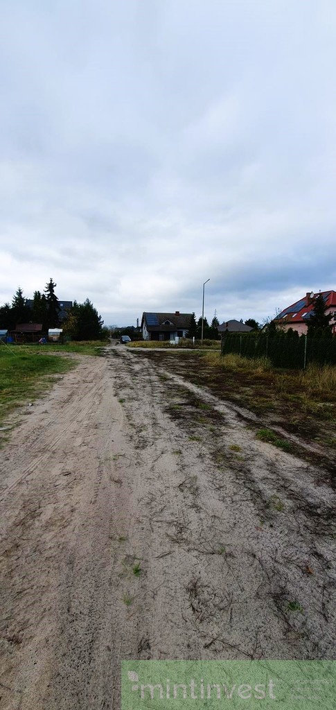 Duża działka budowlana z mediami (6)