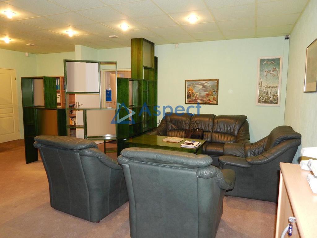 Sprzedaż, lokal 135m2, Os. Majowe (2)