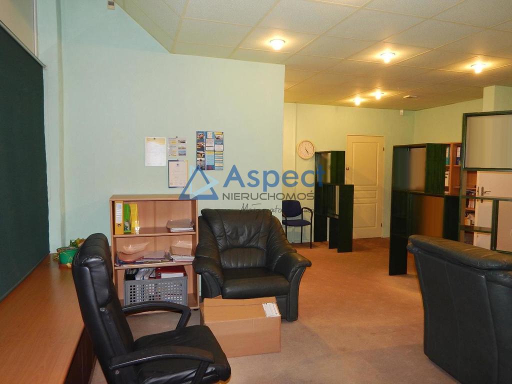 Sprzedaż, lokal 135m2, Os. Majowe (5)