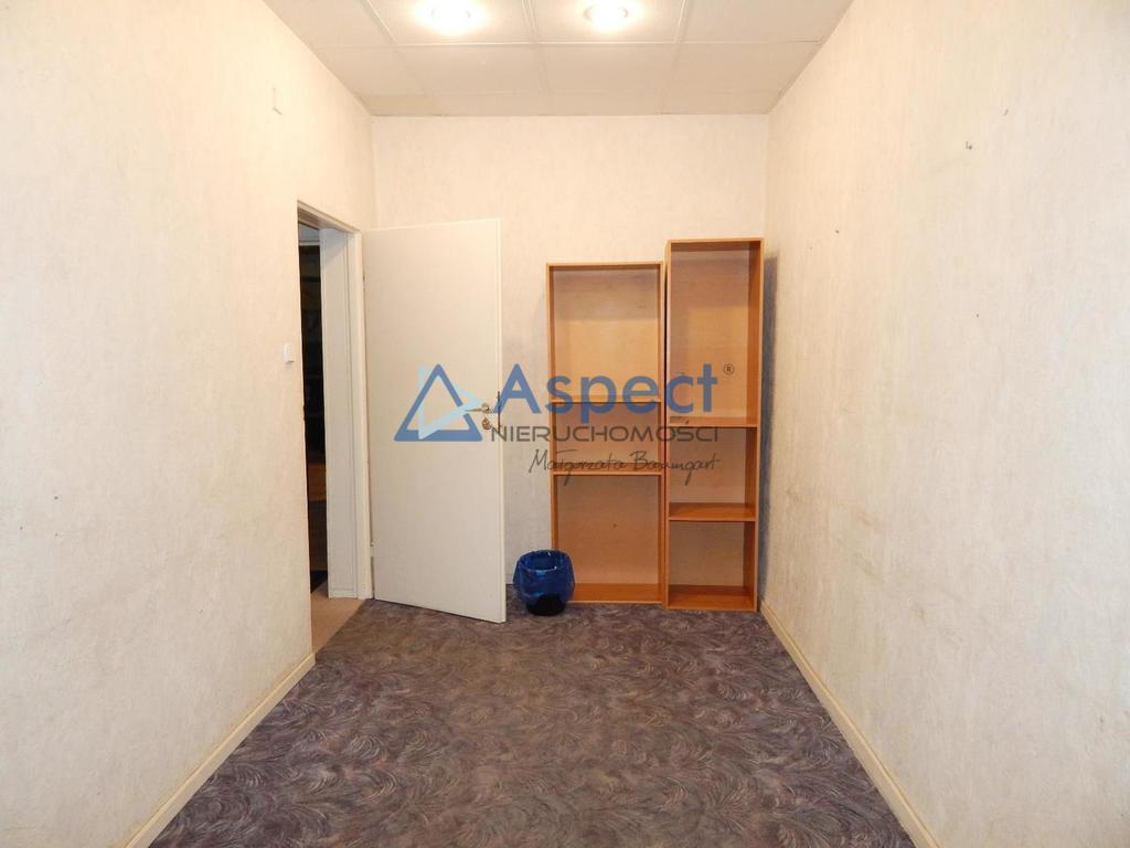 Sprzedaż, lokal 135m2, Os. Majowe (8)