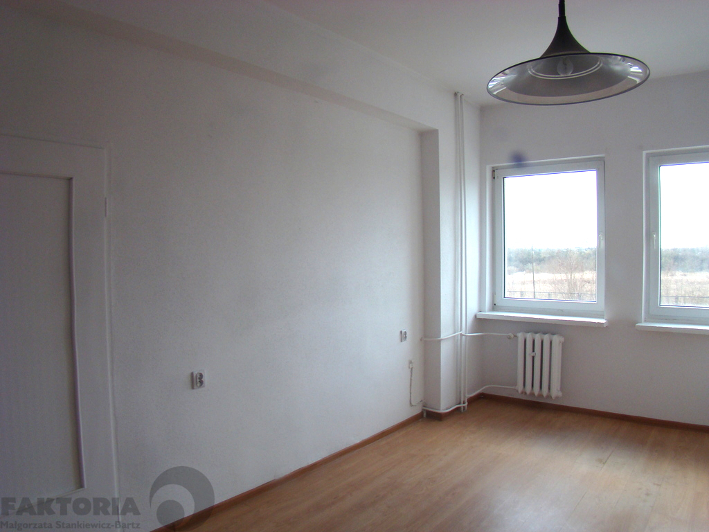 Biuro 36 m2, 50zł/m2 zawiera wszystkie opłaty (2)