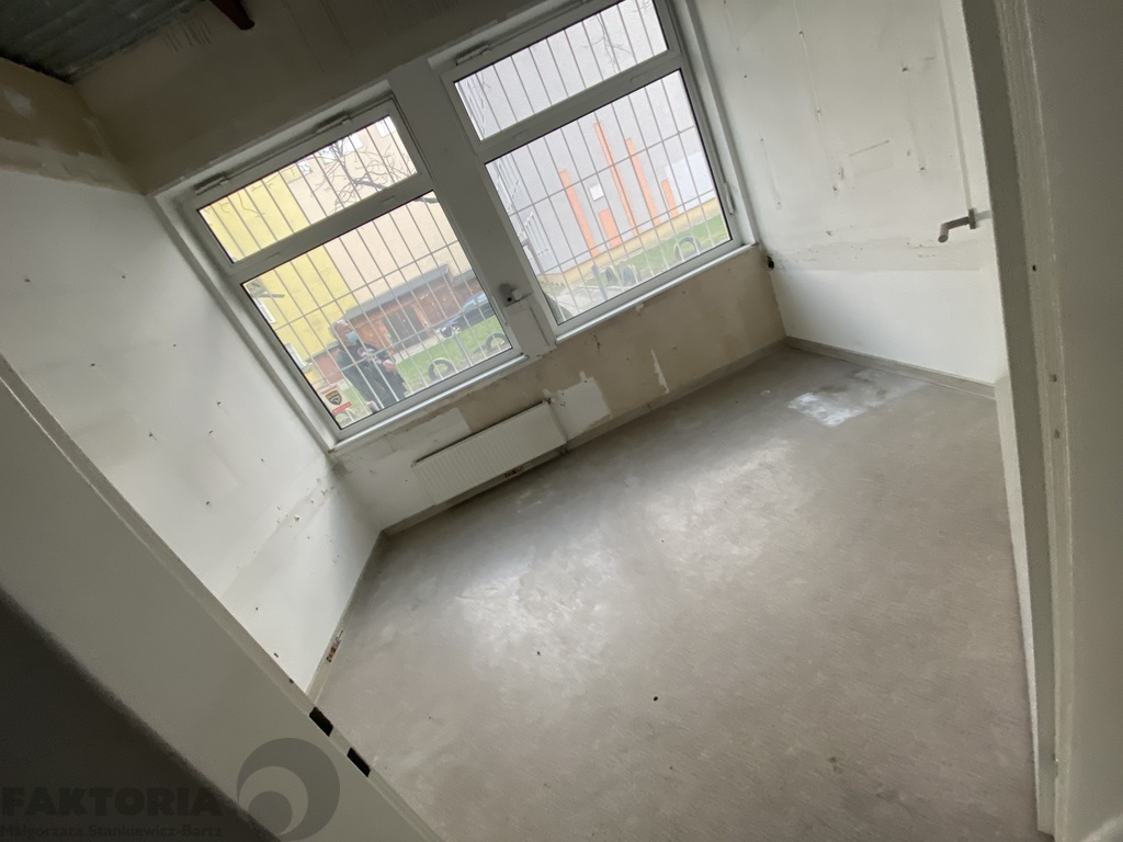 Lokal użytkowy 200 m2 ścisłe centrum (1)