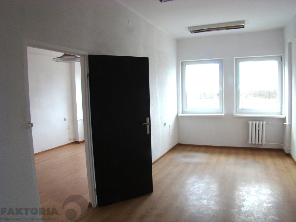 Biuro 32 m2, cena 50zł/m2 zawiera wszystkie opłaty (6)